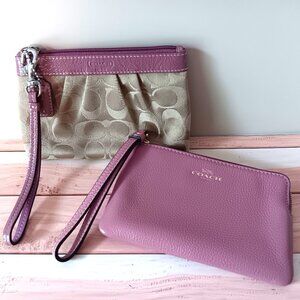 💥NWOT💥 COACH C SIGNATURE Tan Jacquard and Mauve Pebbled Leather Wristlets